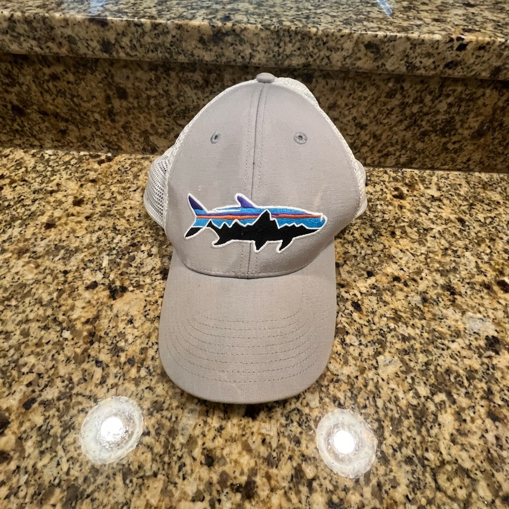 Patagonia Roy Fitz Gray Trucker Hat Mesh Back Adjustable Snap ClosureMen’s Unisx
